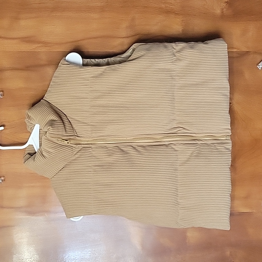 Womens corduroy puffer vest